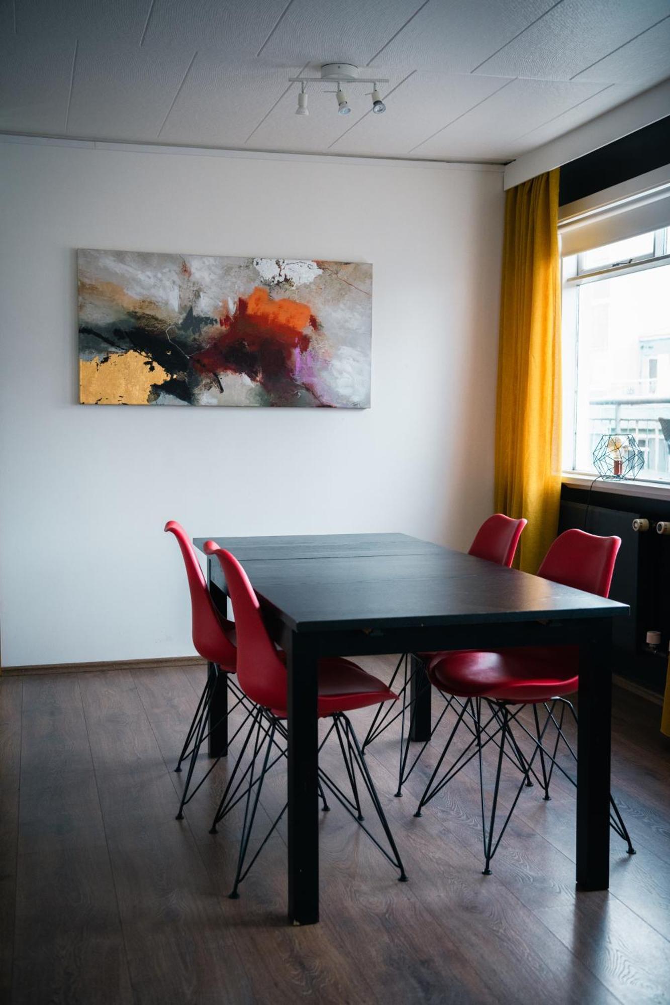 Apotek Guesthouse Акурейри Екстериор снимка