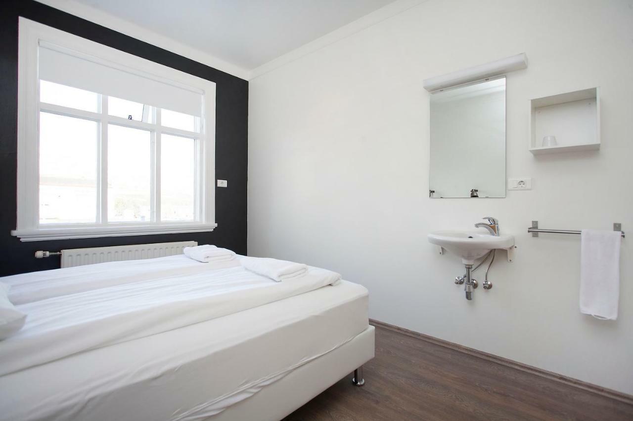 Apotek Guesthouse Акурейри Екстериор снимка
